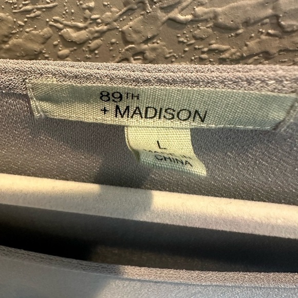 89th & Madison Grey Green Blouse with Ruffle Trim Size Large - Picture 3 of 3